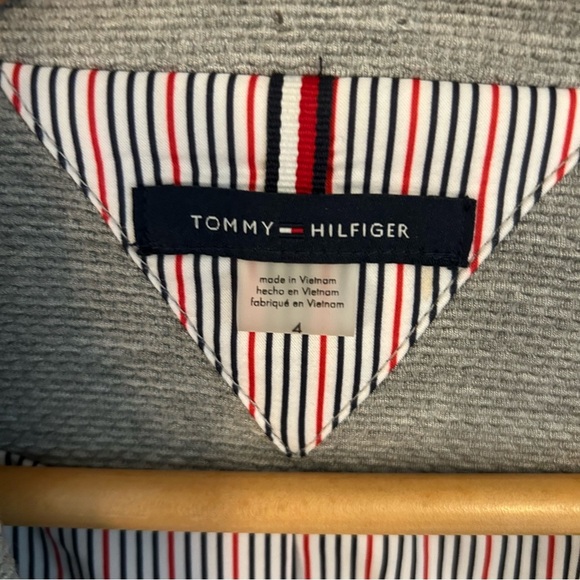 Tommy Hilfiger Textured Gray Ribbon Trim Blazer. Size 4. - Picture 3 of 16